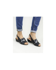 Women's Sandals in Cunha
