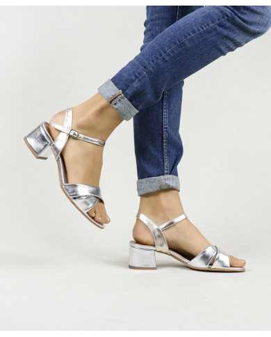 Sandalias de mujeres Ginova con Franja de Cruz