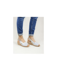 Women's Sandals in Cunha with Skin Decorated