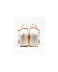 Ginova Women's Sandals with Strip Decorated