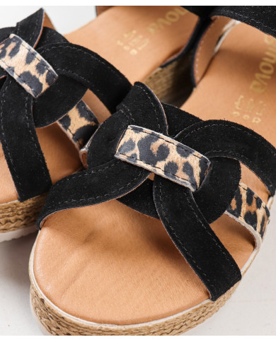 Ginova Women's Sandals with Pattern