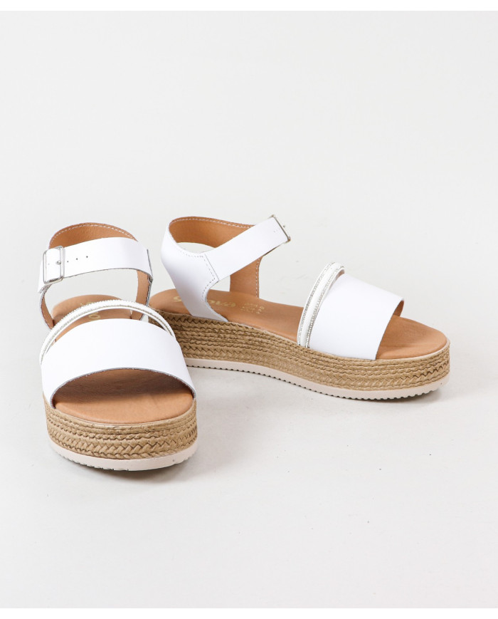 Sandalias de mujeres con decoración de rayas