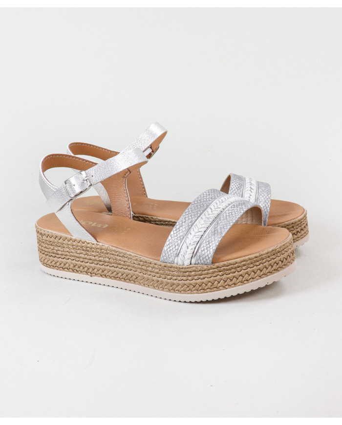 Sandalias de mujeres con decoración de rayas