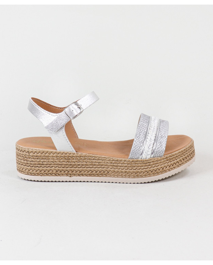 Sandalias de mujeres con decoración de rayas