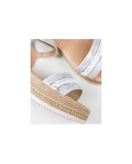 Sandalias de mujeres con decoración de rayas