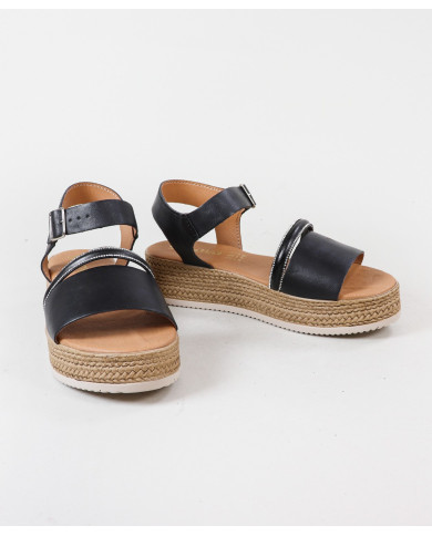 Sandalias de mujeres con decoración de rayas