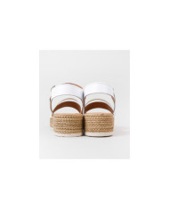 Sandalias de mujeres con decoración de rayas