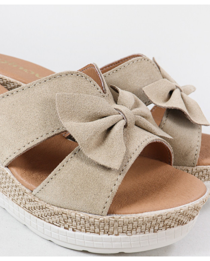 Wedge Woman Slippers with Lace Decorative