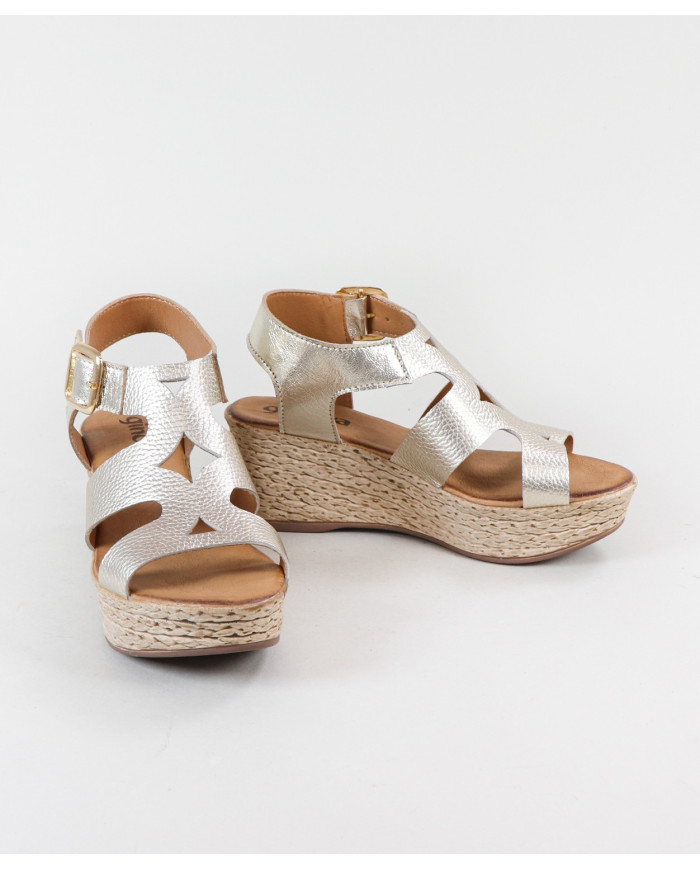 Cunha Woman Sandals with Adjustable Strip