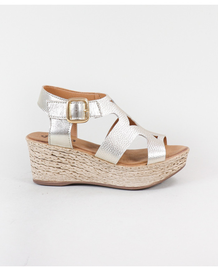 Cunha Woman Sandals with Adjustable Strip