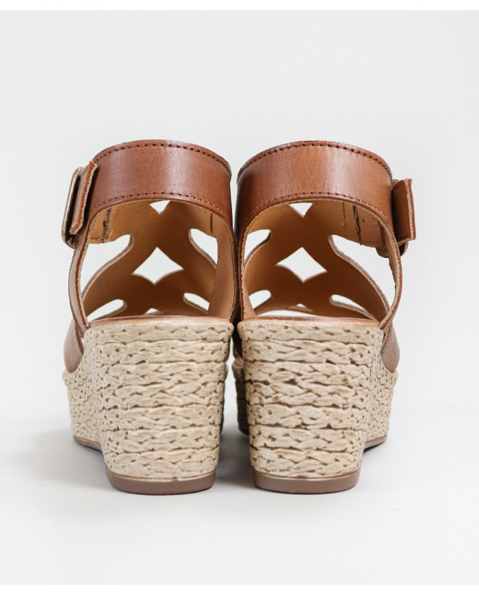 Cunha Woman Sandals with Adjustable Strip