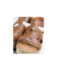 Cunha Woman Sandals with Adjustable Strip