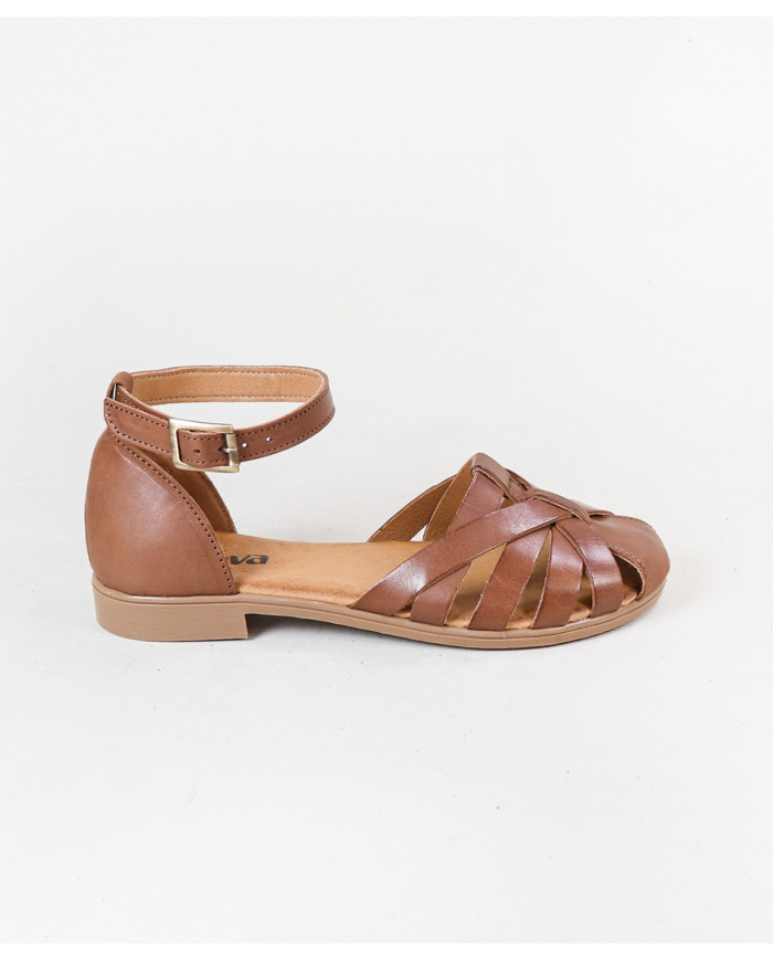 Ginova Women's Sandals with Strips on the Front