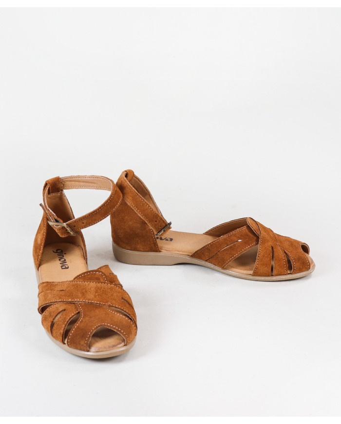 Ginova Women's Sandals with Strips on the Front