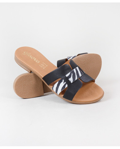 Zapatillas de mujer Ginova con decoración de rayas