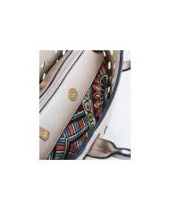 Bolsa de Mujeres Perforadas con Necessaire Interior