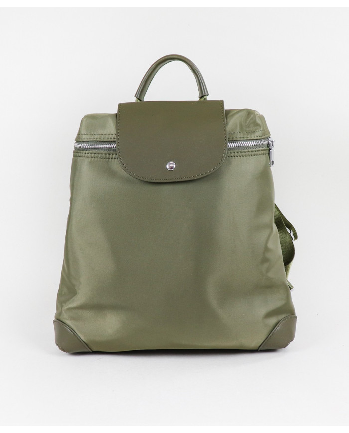 Mochila de mujer con manijas ajustables