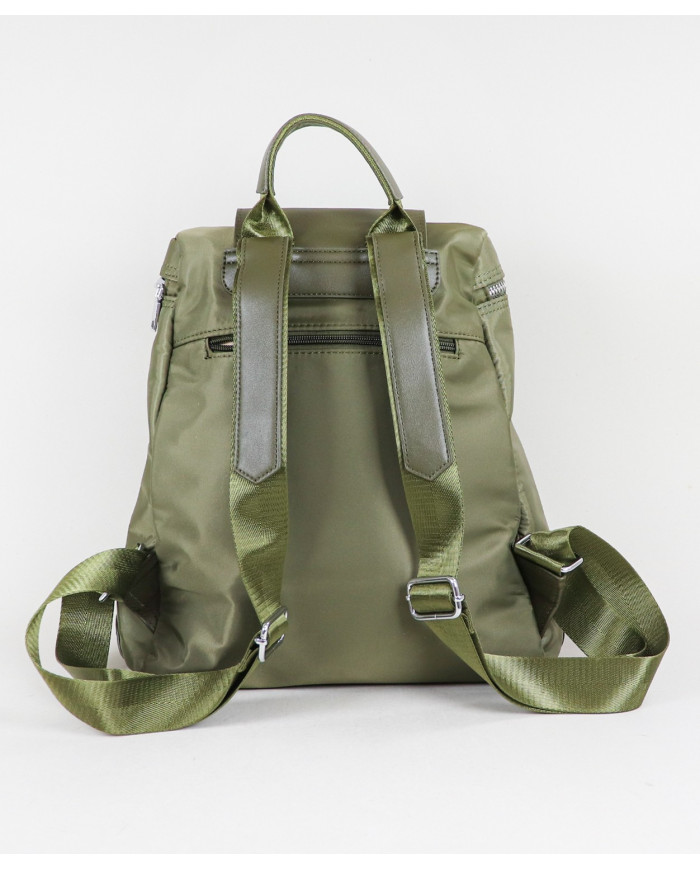 Mochila de mujer con manijas ajustables