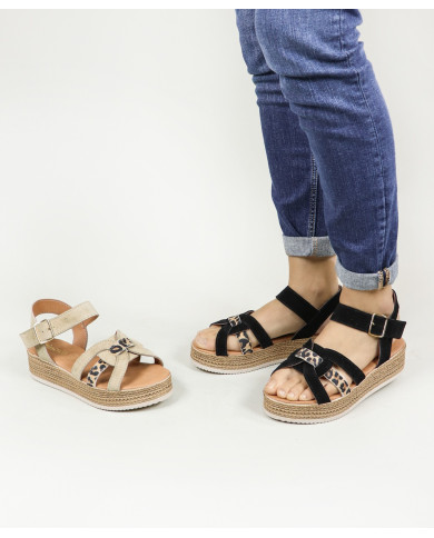 Ginova Women's Sandals with Pattern