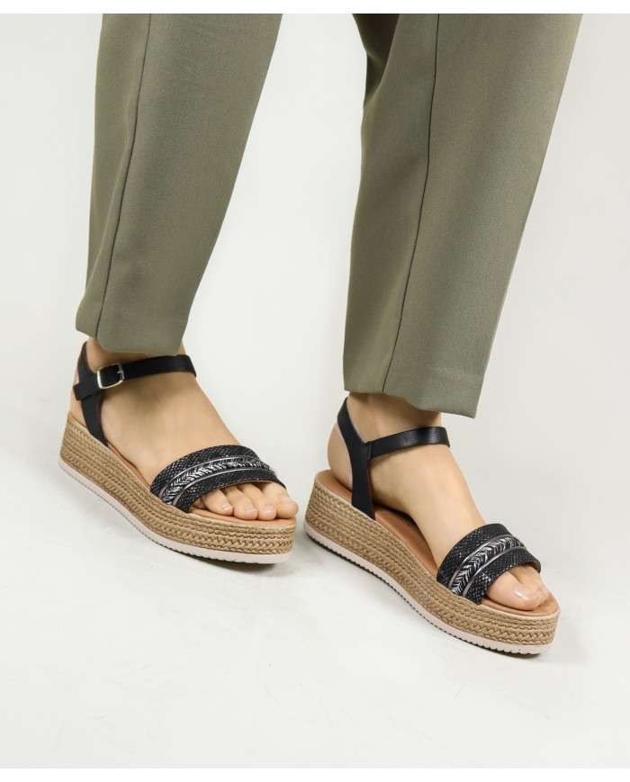 Women's Sandals with Strip Decorated