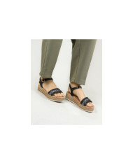 Sandalias de mujeres con decoración de rayas