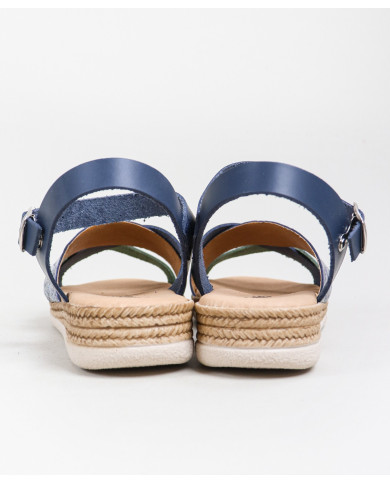 Ginova Women's Sandals with Decorated Strips