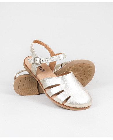 Women's Sandals Ginova Closed to the Front