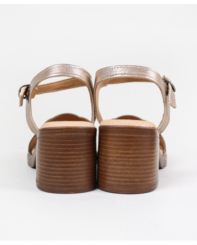 Ginova Women's Sandals with Strip Decorated