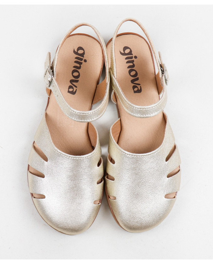 Women's Sandals Ginova Closed to the Front