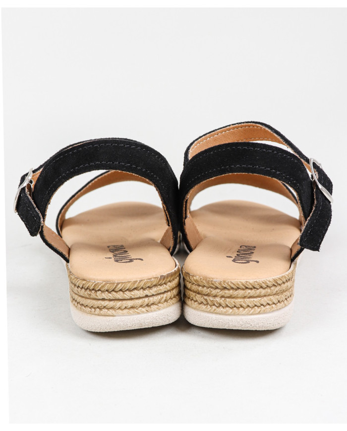 Ginova Women's Sandals in Camurça
