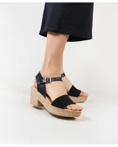 Women's Sandals of Middle Heel Ginova