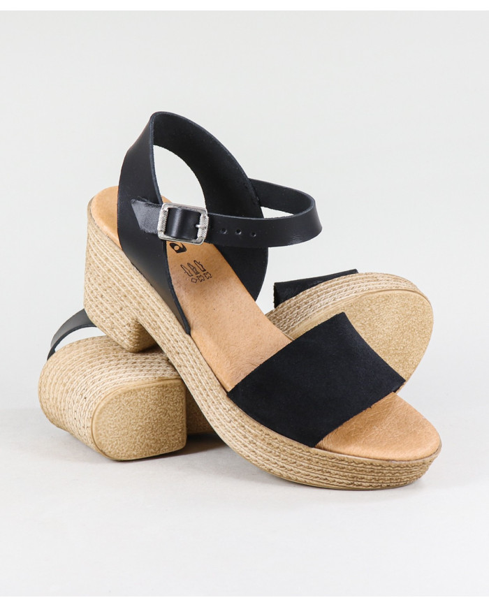 Women's Sandals of Middle Heel Ginova