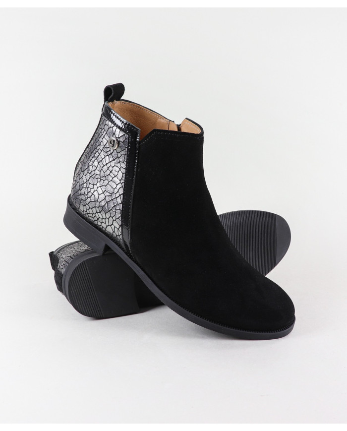 Women's Boots with Decorated Laterals Ginova