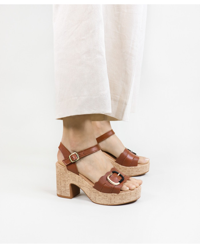 Sandálias de Mulher Ginova com Tira Decorada