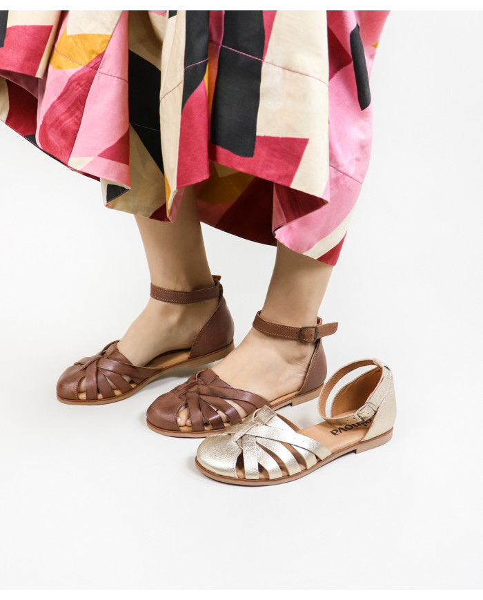 Ginova Women's Sandals with Strips