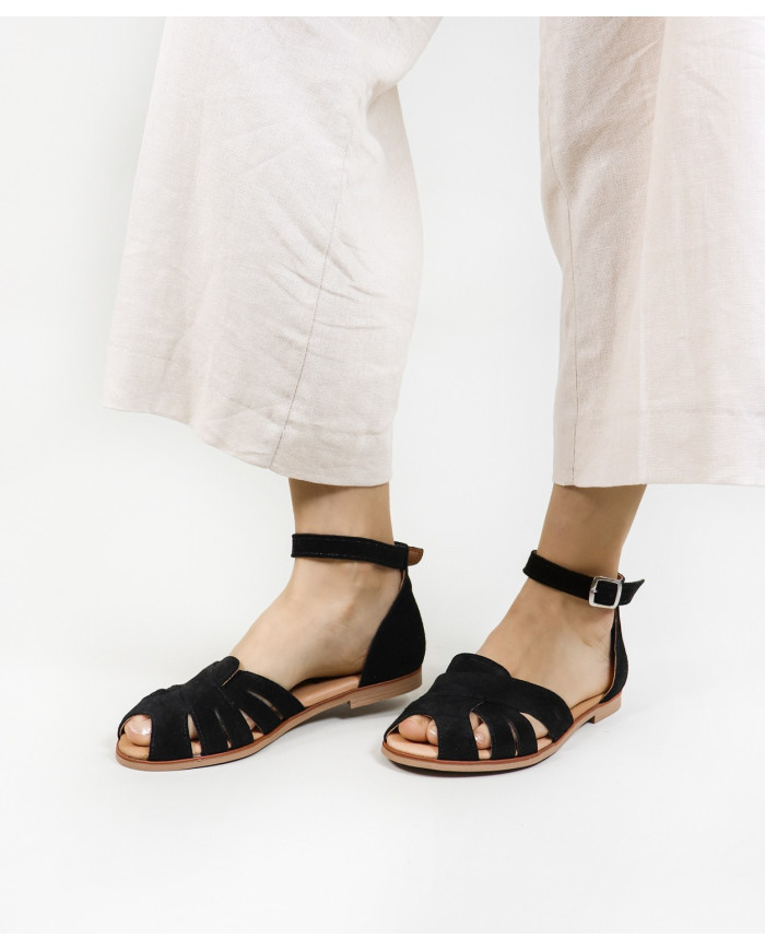 Ginova Women's Sandals with Strips