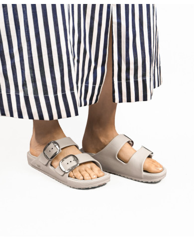 Skechers Gold Star of Women