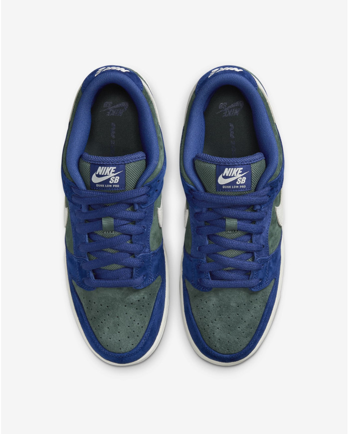 Nike Dunk Low  SB