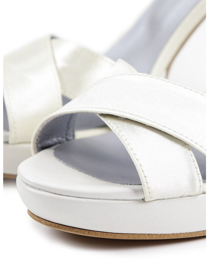 Sandalias de Senhora Ginova con Strip of Satin