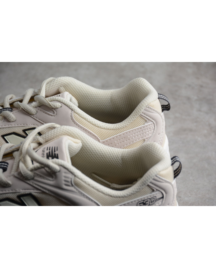 New Balance 530