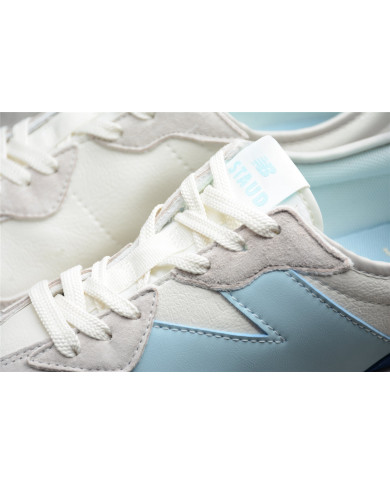 New Balance 327