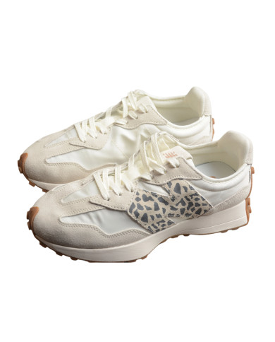 New Balance 327