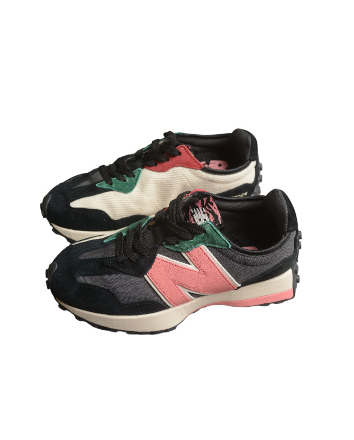 New Balance 327