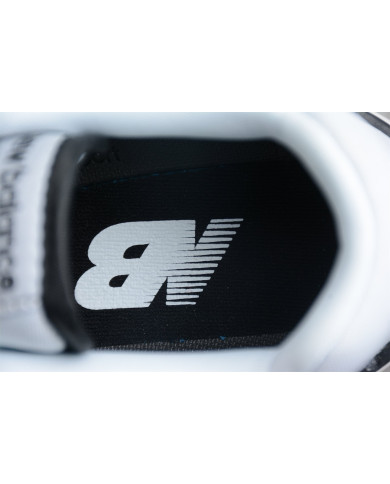 New Balance 550