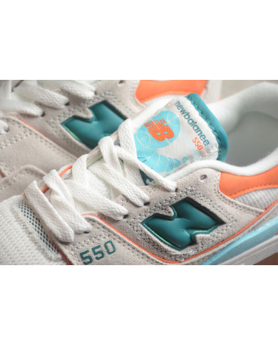 New Balance 550