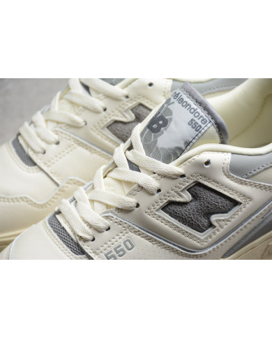 New Balance 550