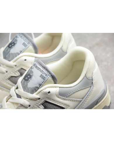 New Balance 550