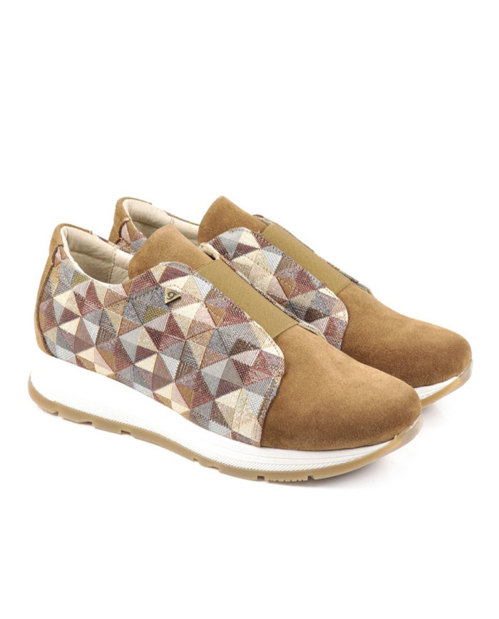 Sapatilhas Camel de Senhora com Padrão Geométrico