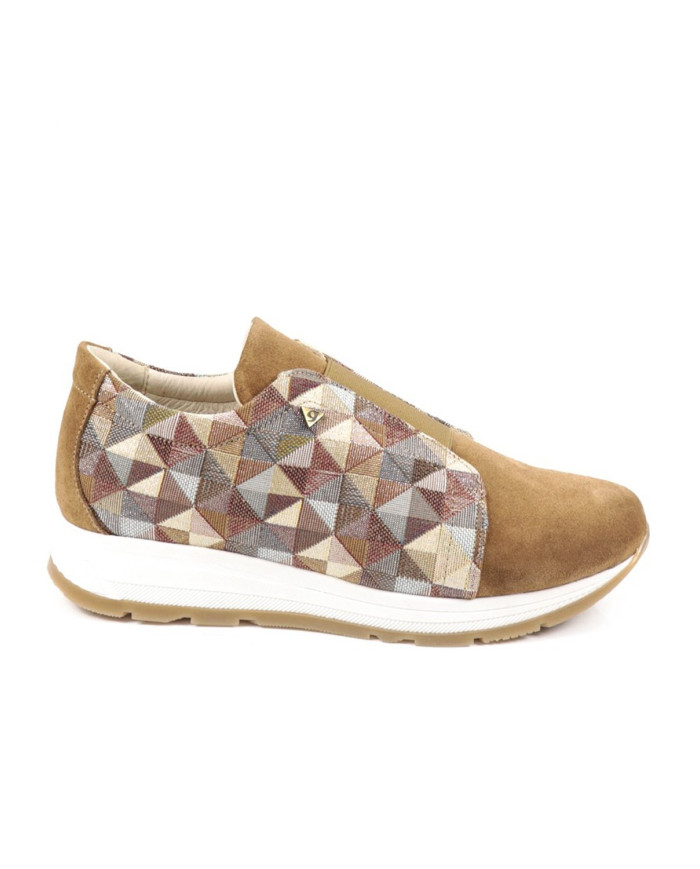 Ladies Camel Trainers with Geometric Pattern