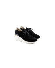 Sports Shoe Ladies Black with Wholesalers